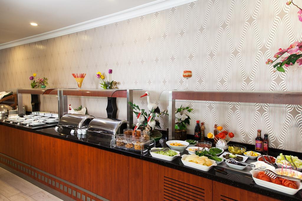 Spilos Hotel Manisa Exterior foto