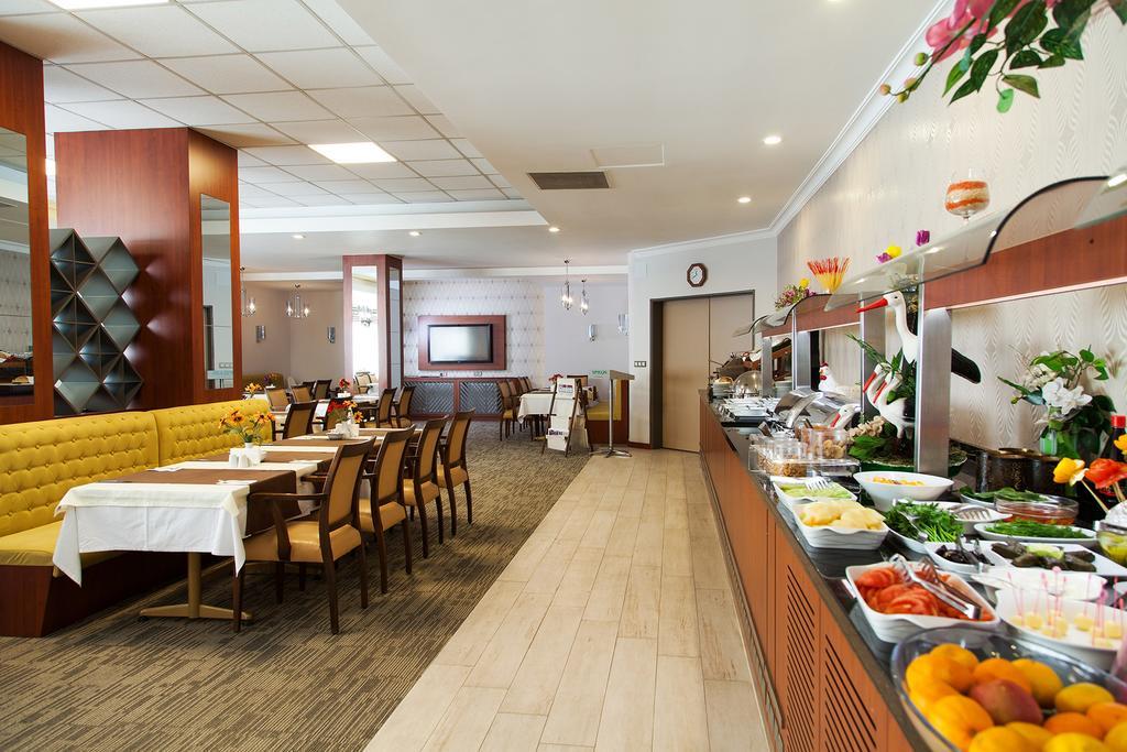 Spilos Hotel Manisa Exterior foto