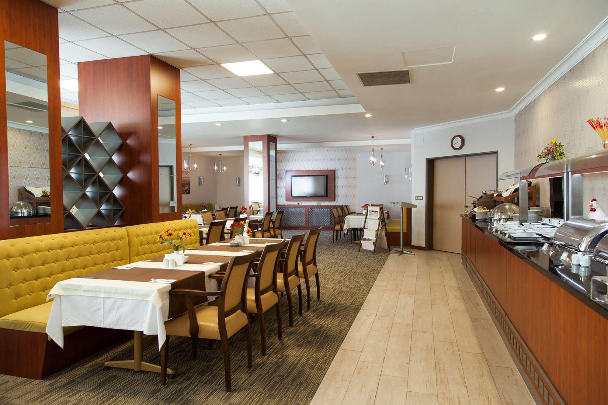 Spilos Hotel Manisa Exterior foto