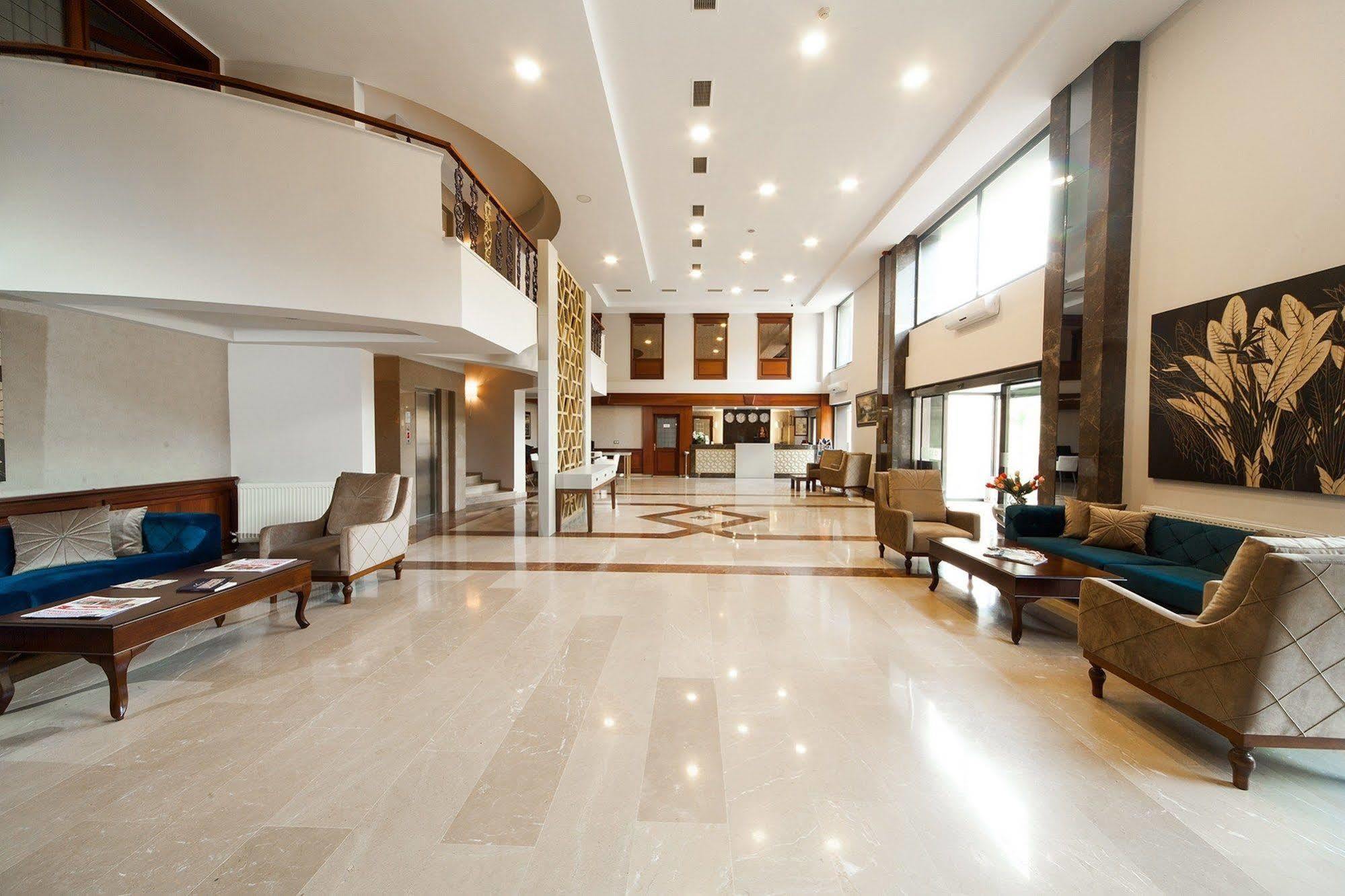 Spilos Hotel Manisa Exterior foto